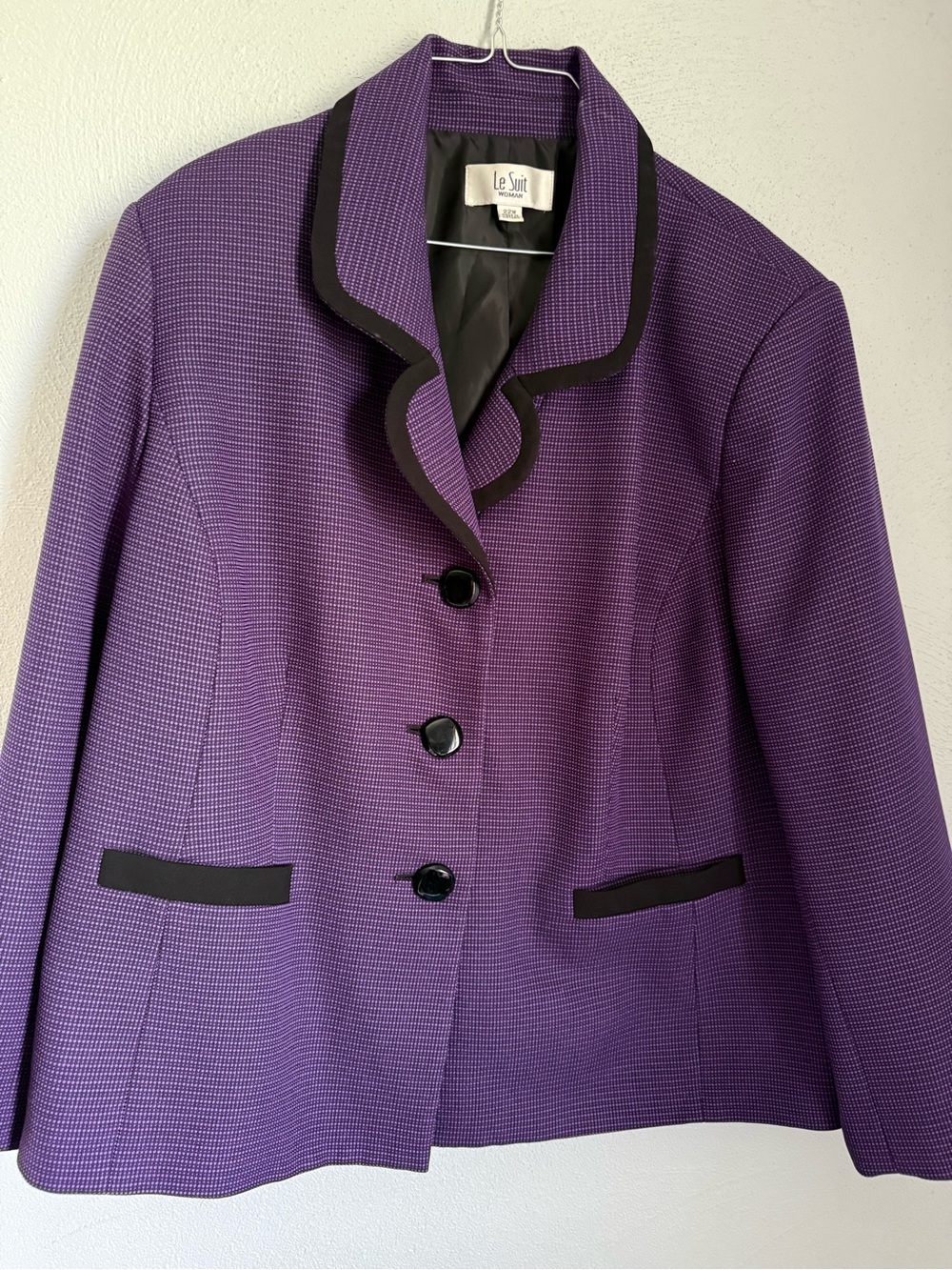 Le Suit Women's Purple Blazer Jacket with Black Trim